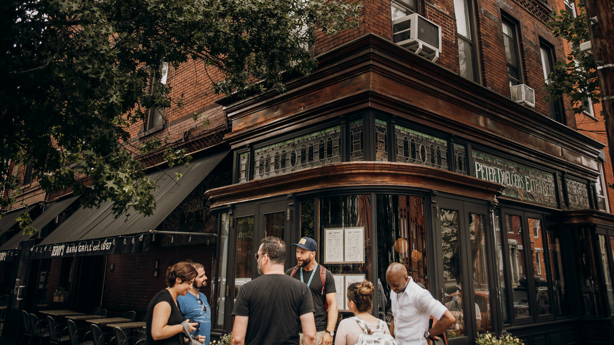 Walks-20190718-NY - WOWO Brookly Bar Tour-0004-16x9