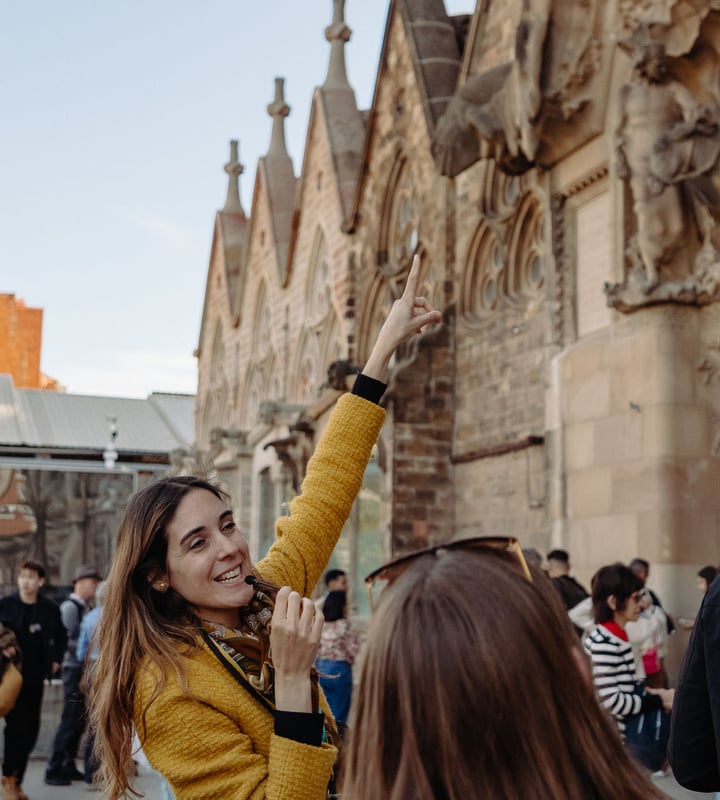 Walks Barcelona Sagrada Highlights-0011