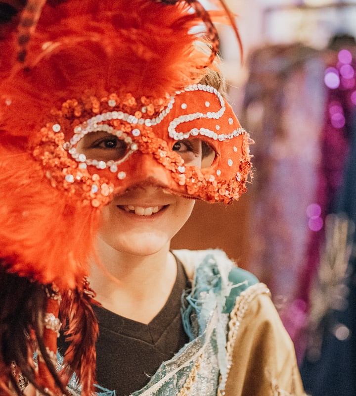 Walks-20190722-New Orleans - Mardi Gras-0116-16x9